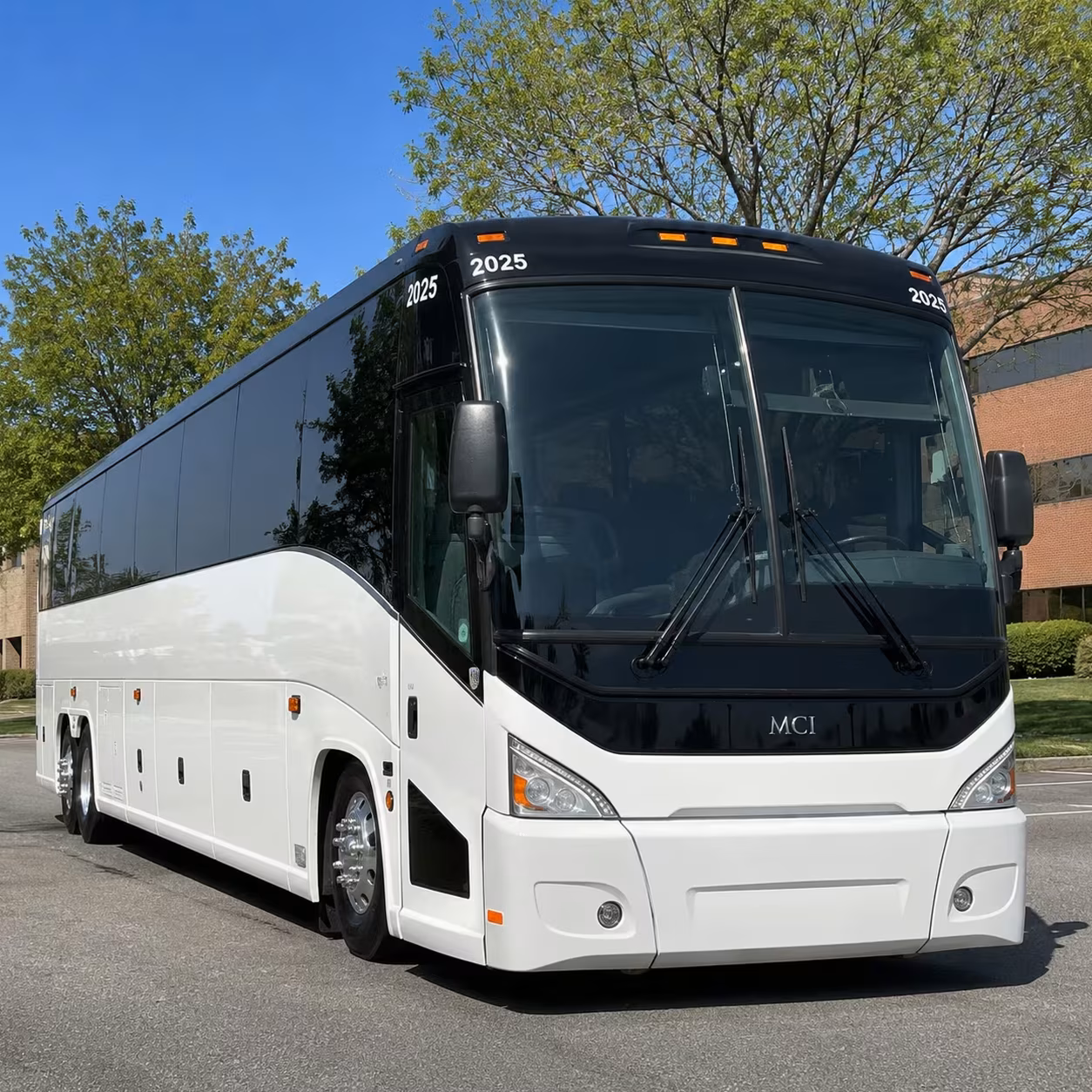 fargo charter bus rentals for church retreats and mission trips