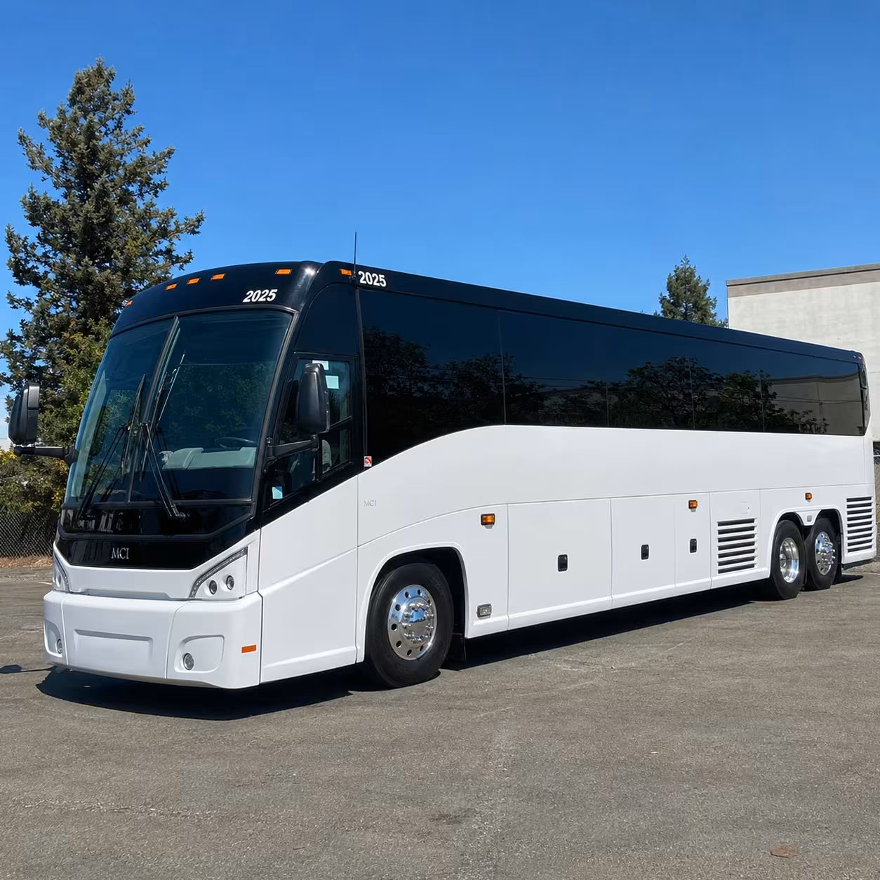 fargo charter bus rentals to minneapolis bismarck and beyond