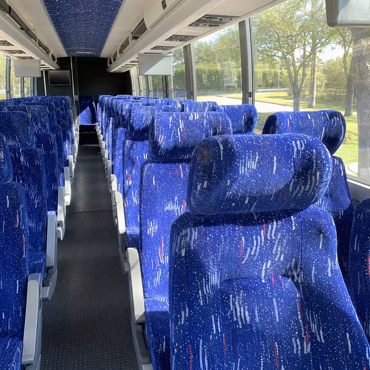 fargo charter buses for corporate events and team building