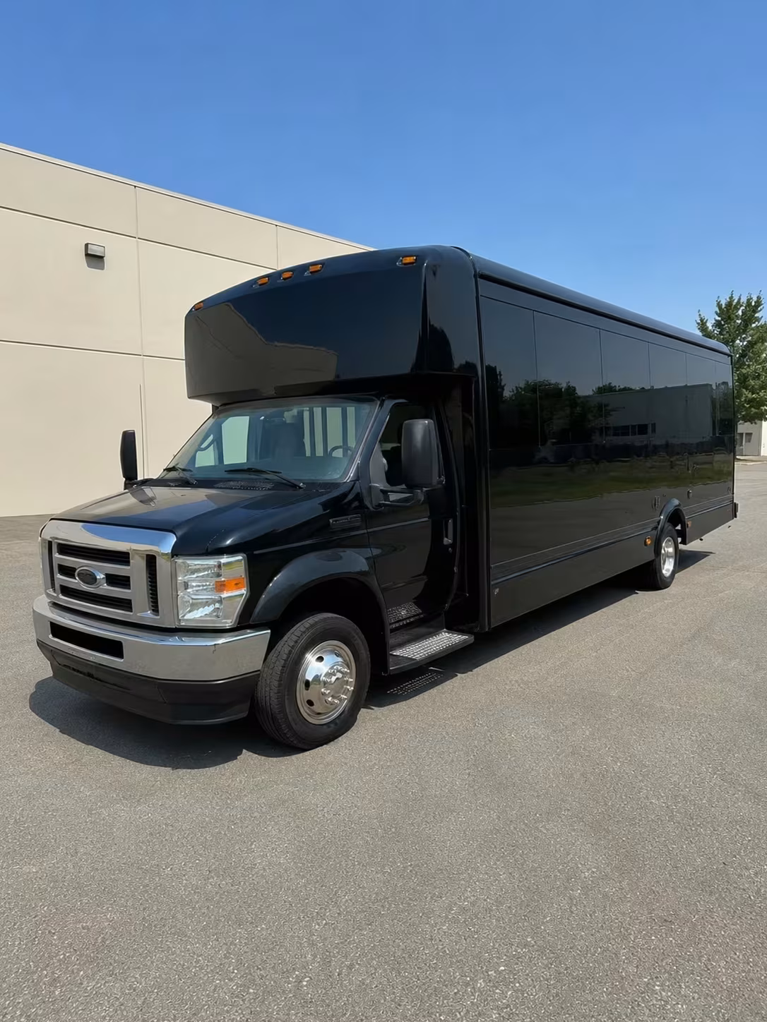 wedding bus rentals in fargo